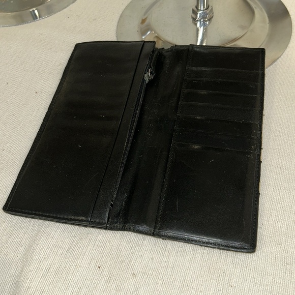 Authentic Burberry Shimmer Black Leather Long Wallet - Picture 5 of 12